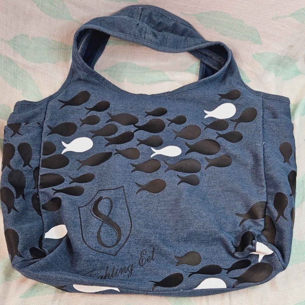 Fighting Eel Large Fish Canvas Tote Bag 808 outer side pockets Hawaii Hawaiian - Picture 3 of 5